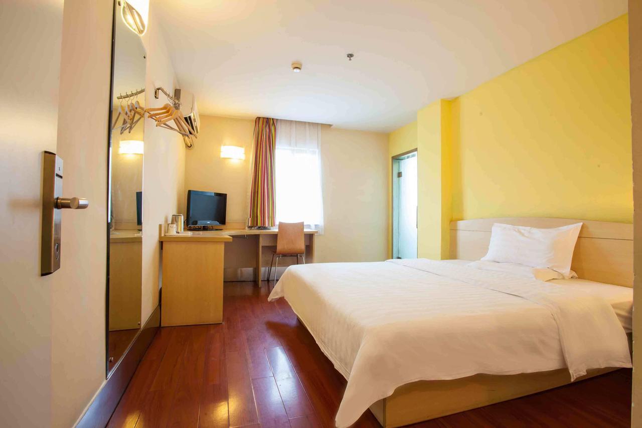 7Days Inn Lingshui Beidou Road Стая снимка