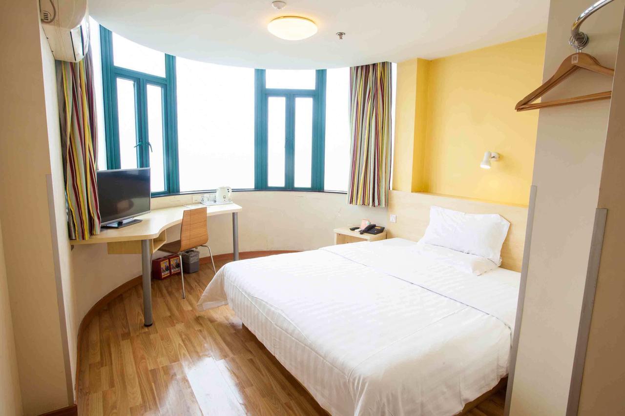 7Days Inn Lingshui Beidou Road Стая снимка